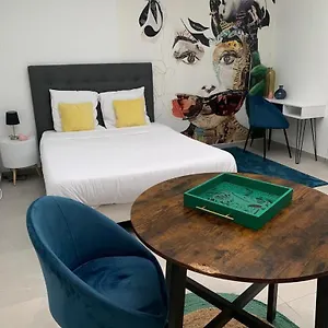 Appartement Cosy And Modern Studio In Heart Of Xvii Area, Paris