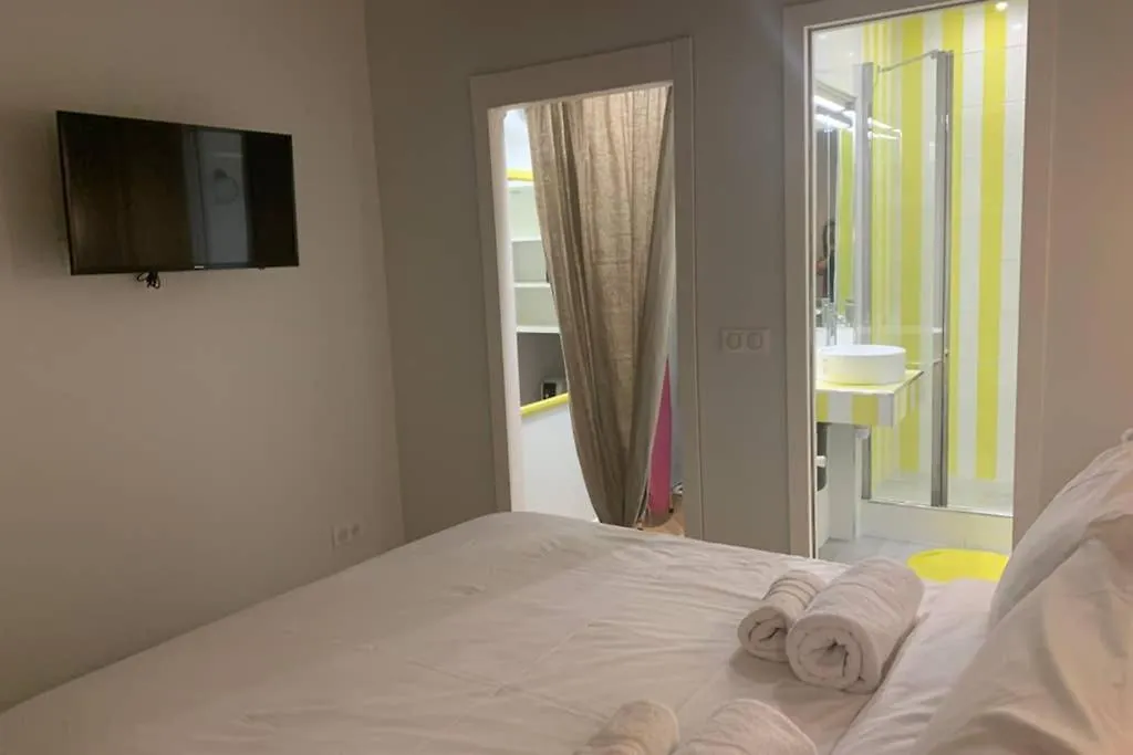 Appartement CHARMING Saint GERMAIN ODEON LUXEMBOURG à Paris France