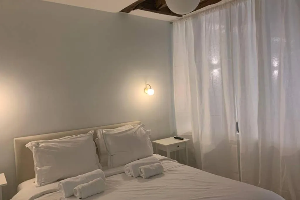 Appartement CHARMING Saint GERMAIN ODEON LUXEMBOURG à Paris